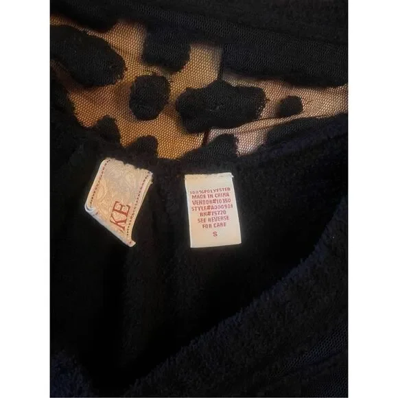 BKE  Sz S 3/4 Sleeve Sheer Neckline/Design Back Sweater (1196) - Picture 4 of 6